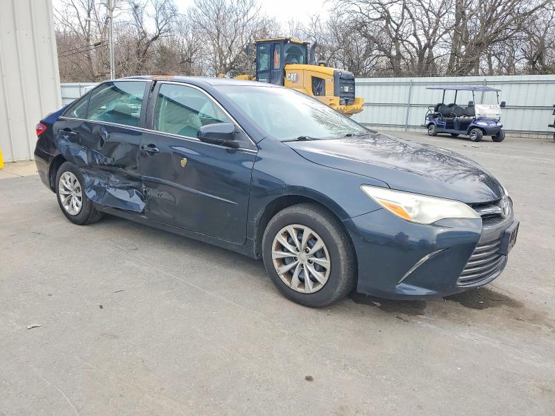 Photo 4 from auction – 2016 TOYOTA CAMRY LE with VIN 4T4BF1FK2GR541058
