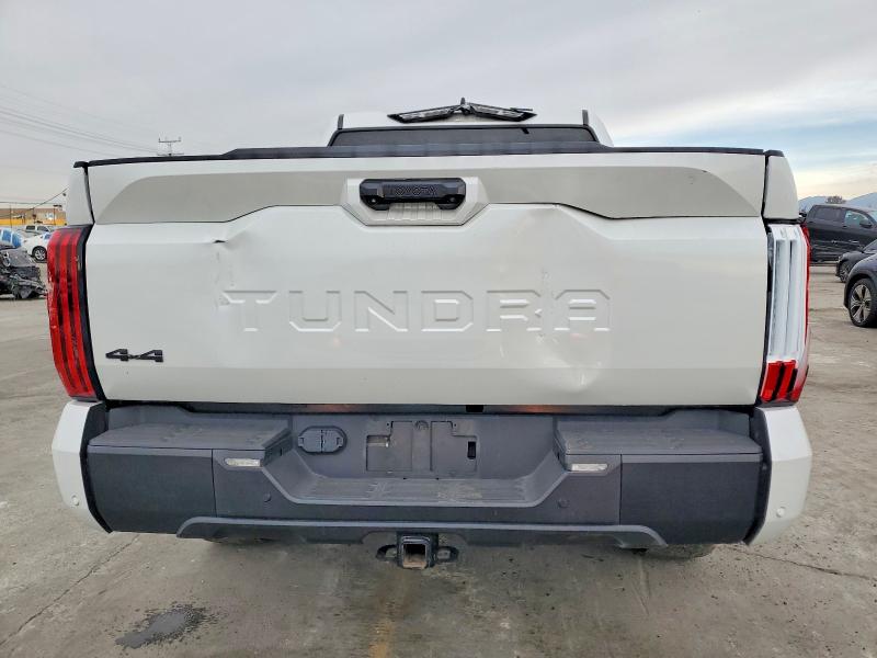 Photo 6 from auction – 2024 TOYOTA TUNDRA with VIN 5TFWC5DB7RX049887