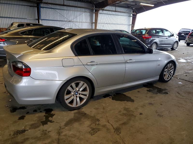 Photo 3 from auction – 2008 BMW 328 I SULE with VIN WBAVC57558NK77542