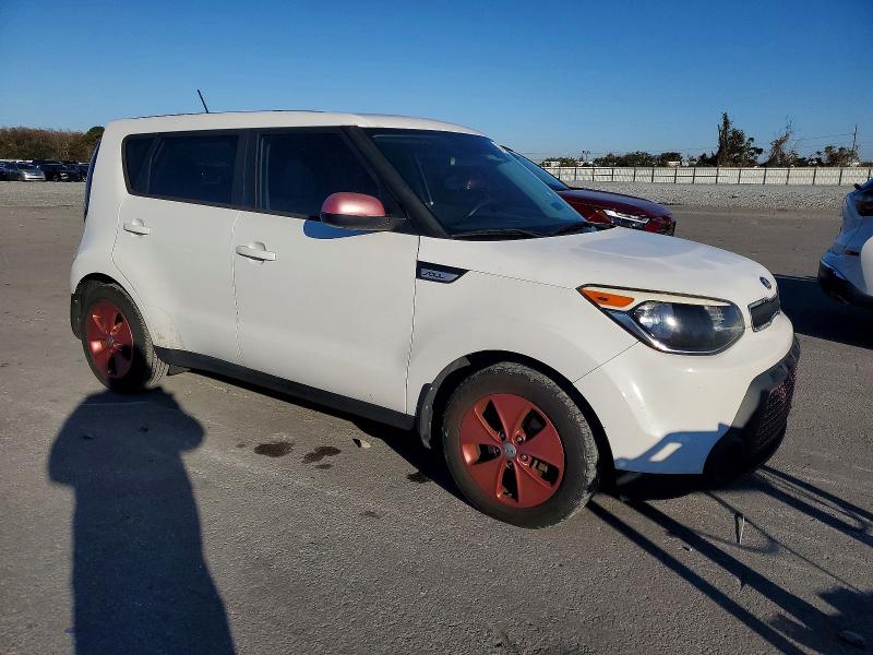 Photo 4 from auction – 2016 KIA SOUL with VIN KNDJN2A22G7288560