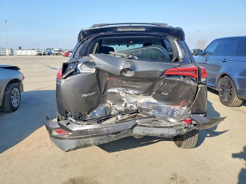 Photo 6 from auction – 2016 TOYOTA RAV4 with VIN 2T3ZFREV1GW273775