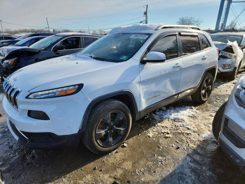 JEEP CHEROKEE 2015 with VIN 1C4PJMCB0FW636083 - Photo from auction