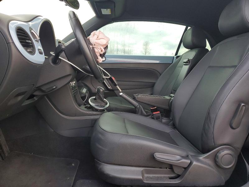 Photo 7 from auction – 2015 VOLKSWAGEN BEETLE with VIN 3VW517AT8FM819376