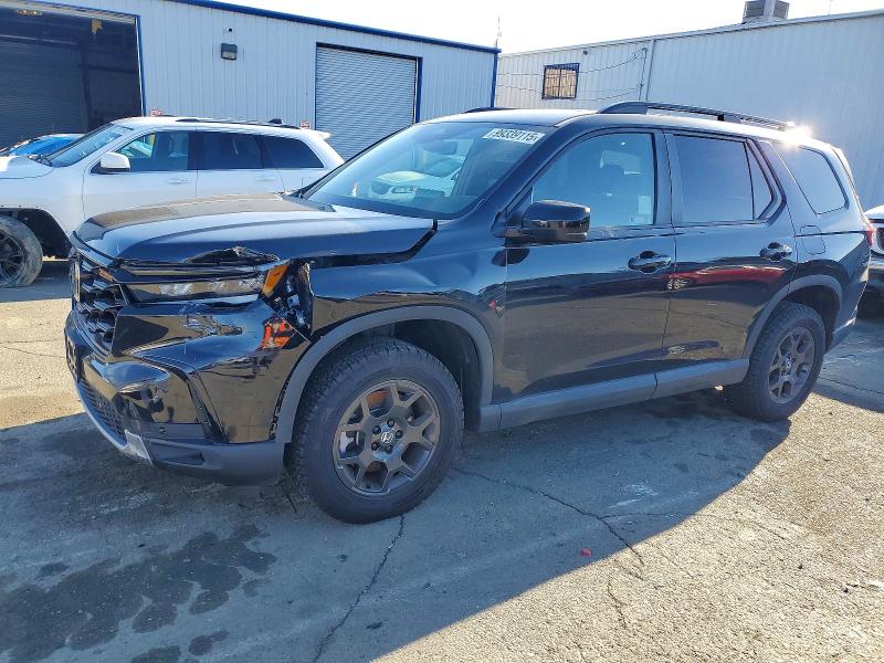 Photo 1 from auction – 2025 HONDA PILOT with VIN 5FNYG1H62SB029209