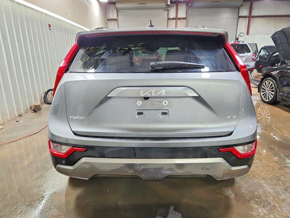 Photo 6 from auction – 2023 KIA NIRO with VIN KNDCR3LE1P5037650