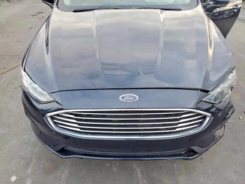 Photo 11 from auction – 2020 FORD FUSION SE with VIN 3FA6P0HD0LR104527
