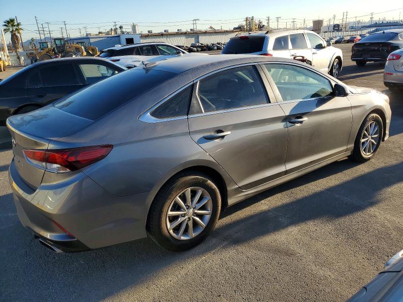 Photo 3 from auction – 2018 HYUNDAI SONATA SE with VIN 5NPE24AF9JH702364