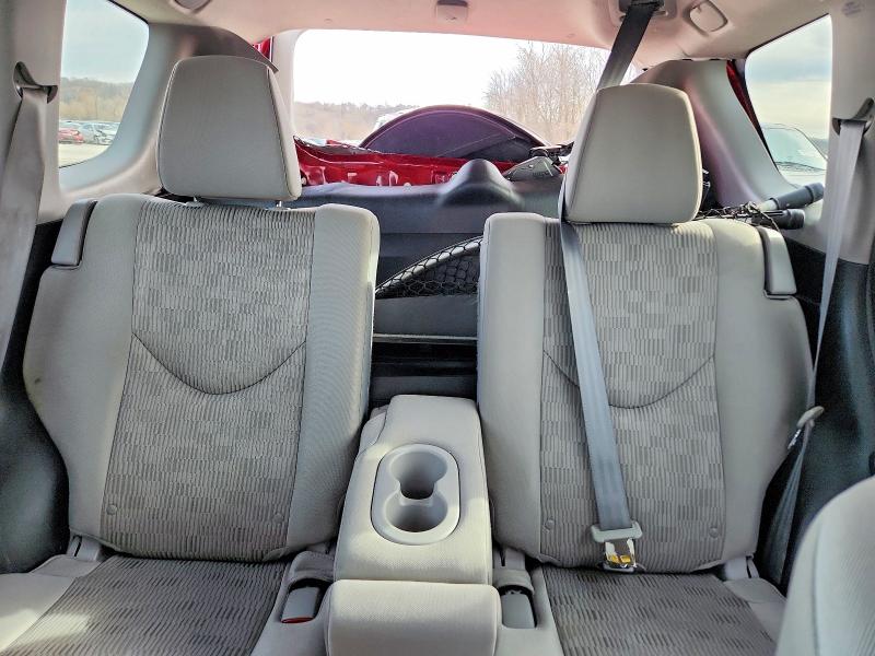 Photo 10 from auction – 2012 TOYOTA RAV4 with VIN 2T3BF4DV3CW229602