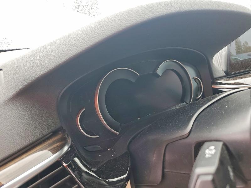 Photo 9 from auction – 2019 BMW 530E with VIN WBAJA9C59KB391991