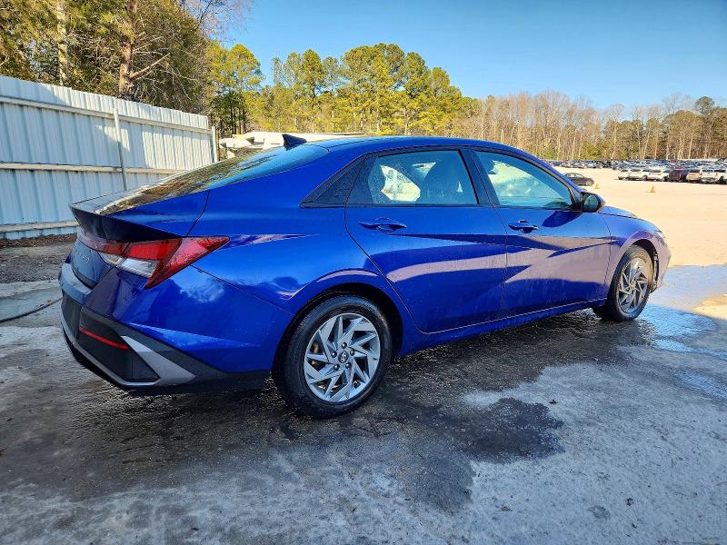 Снимка 3 от търг – 2024 HYUNDAI ELANTRA с VIN KMHLM4DG3RU656808