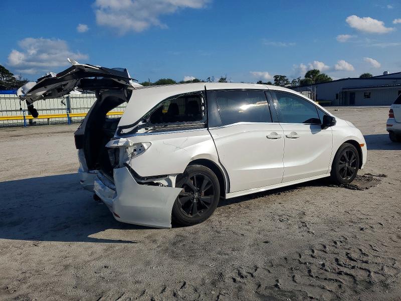 Photo 3 from auction – 2024 HONDA ODYSSEY with VIN 5FNRL6H79RB070257