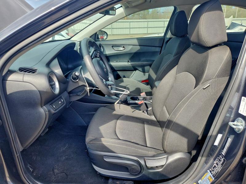Photo 7 from auction – 2021 KIA FORTE FE with VIN 3KPF24AD1ME347251