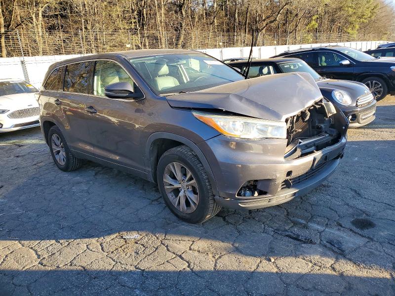 Photo 4 from auction – 2014 TOYOTA HIGHLANDER with VIN 5TDZKRFH2ES038059