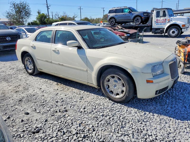 Photo 4 from auction – 2006 CHRYSLER 300 TOURIN with VIN 2C3KA53G86H175911