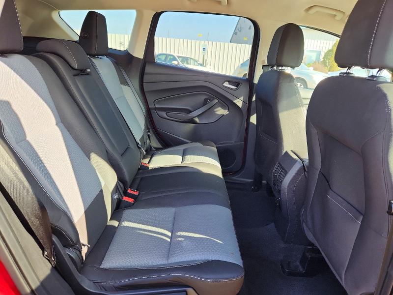 Photo 11 from auction – 2017 FORD ESCAPE SE with VIN 1FMCU0GD2HUB20375