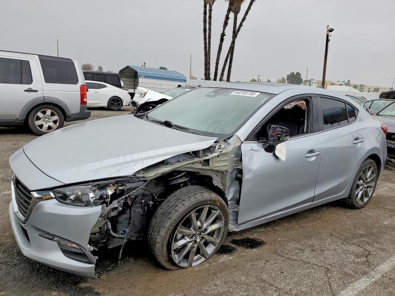 MAZDA 3 2018 مع رقم تعريف المركبة 3MZBN1V37JM175425 - صورة من المزاد