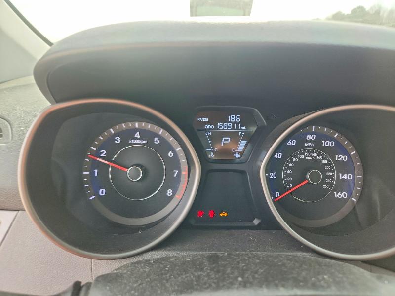 Photo 9 from auction – 2013 HYUNDAI ELANTRA GL with VIN 5NPDH4AE2DH229297