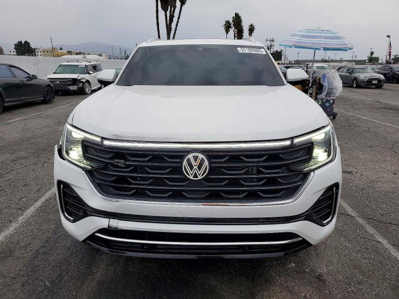 Photo 5 from auction – 2024 VOLKSWAGEN ATLAS CROS with VIN 1V2AE2CA6RC224938