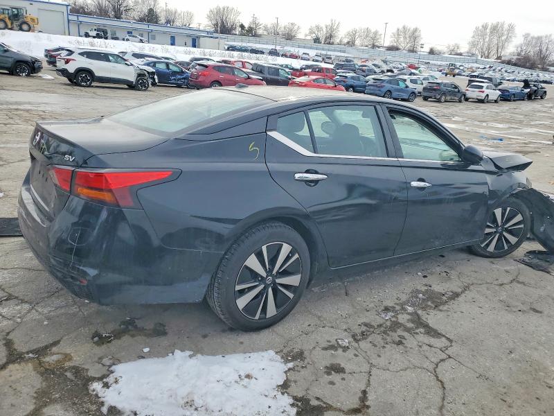 Photo 3 from auction – 2021 NISSAN ALTIMA SV with VIN 1N4BL4DV0MN378508