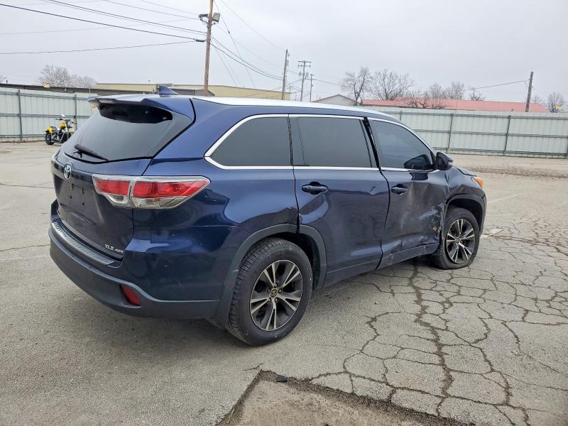 Photo 3 from auction – 2016 TOYOTA HIGHLANDER with VIN 5TDJKRFH4GS292940