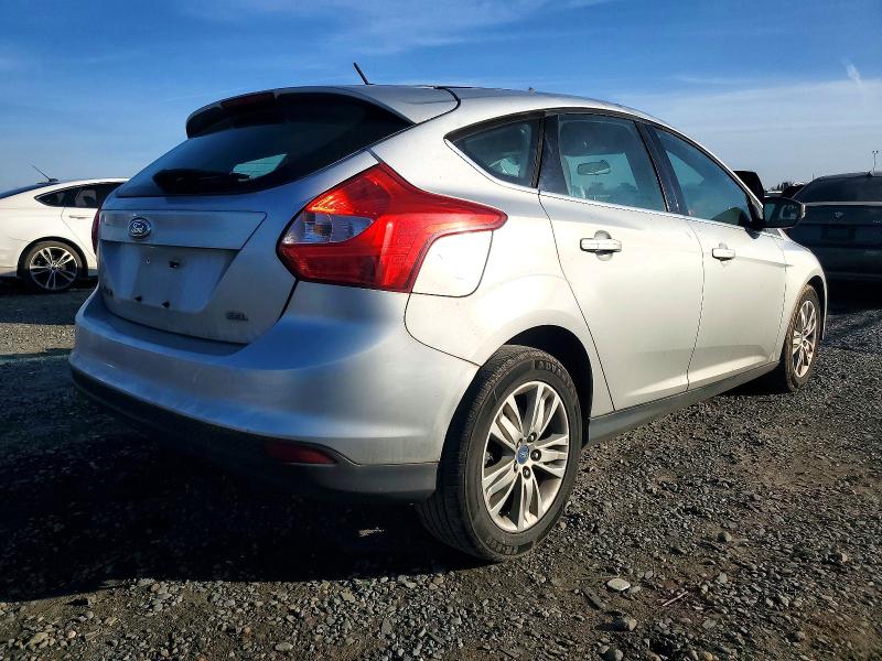 صورة رقم 3 من المزاد - 2012 FORD FOCUS SEL مع VIN 1FAHP3M25CL168589