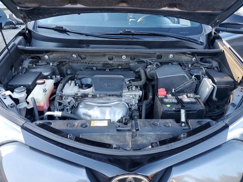 Photo 12 from auction – 2016 TOYOTA RAV4 SE with VIN JTMJFREV1GD177882