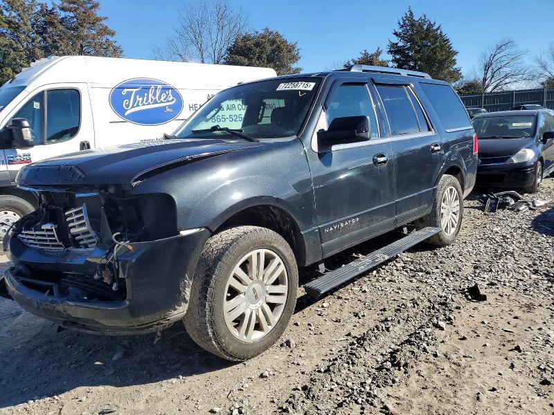 LINCOLN NAVIGATOR 2014 with VIN 5LMJJ2J54EEL05642 - Photo from auction