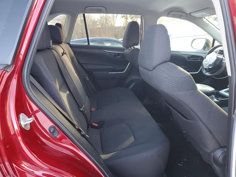 Photo 11 from auction – 2019 TOYOTA RAV4 LE with VIN 2T3F1RFV7KW025135
