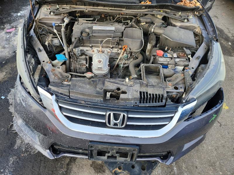 Photo 11 from auction – 2014 HONDA ACCORD with VIN 1HGCR2F88EA155118