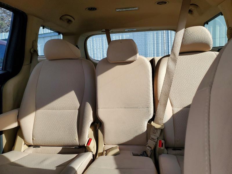 Photo 10 from auction – 2016 KIA SEDONA LX with VIN KNDMB5C11G6084348