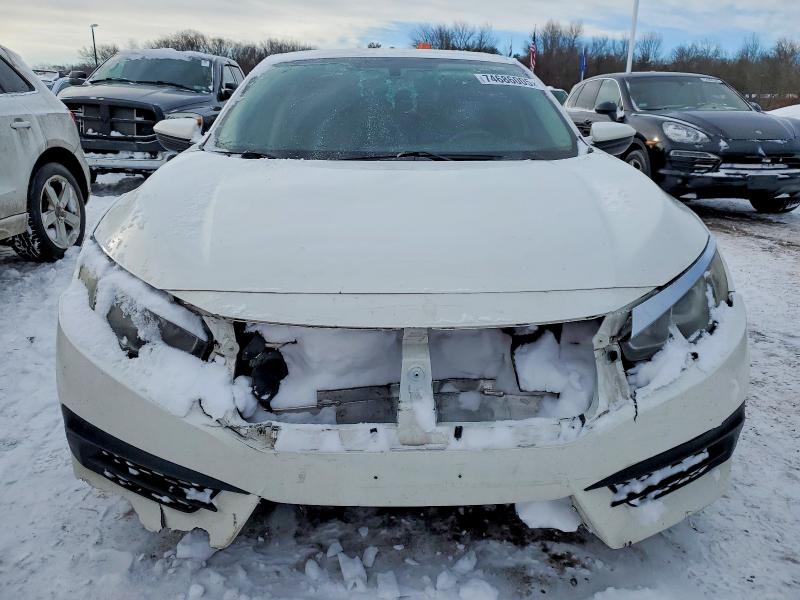 Photo 5 from auction – 2016 HONDA CIVIC with VIN 2HGFC2F55GH504745