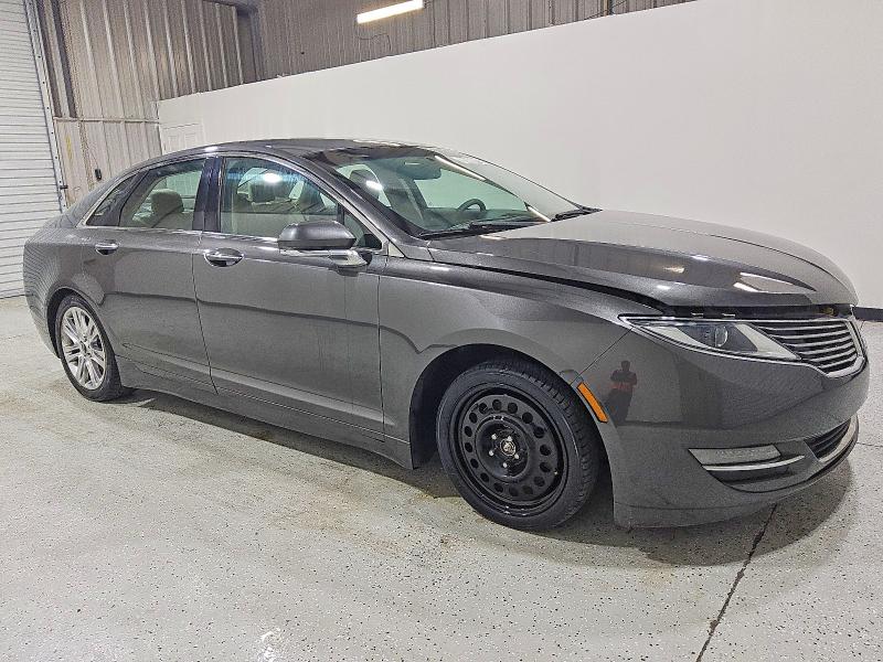 Photo 4 from auction – 2016 LINCOLN MKZ with VIN 3LN6L2G93GR616623