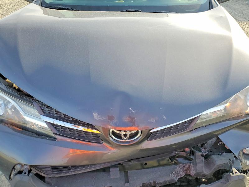 Photo 12 from auction – 2015 TOYOTA RAV4 with VIN 2T3RFREV7FW359610