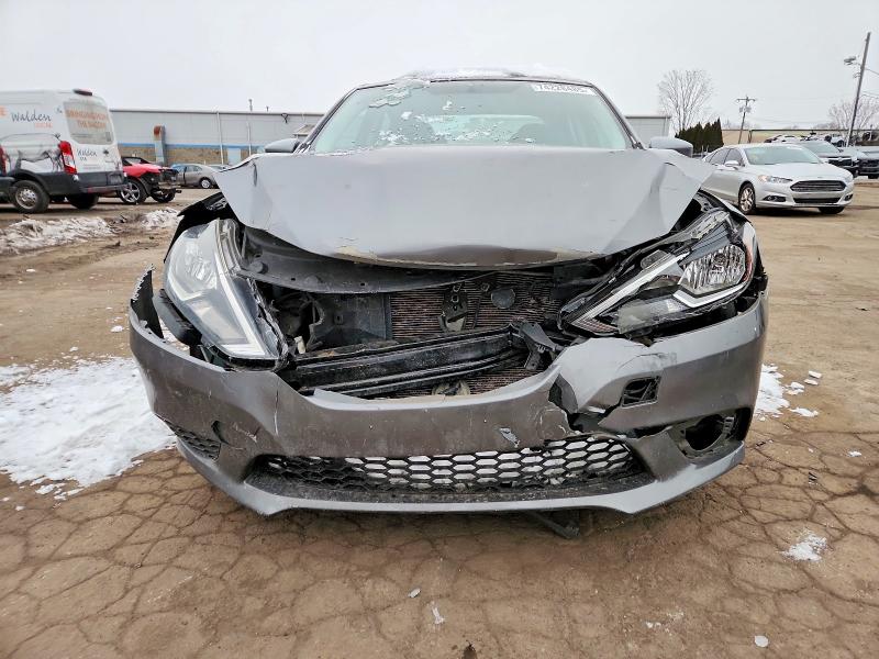 Photo 5 from auction – 2017 NISSAN SENTRA with VIN 3N1AB7AP1HL689048