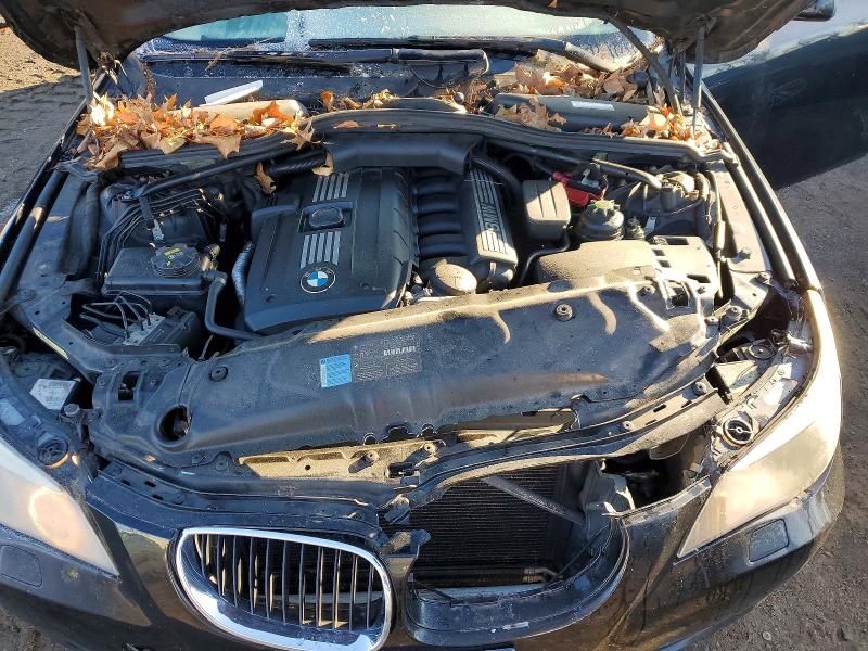 Photo 11 from auction – 2010 BMW 528 XI with VIN WBANV1C57AC157655
