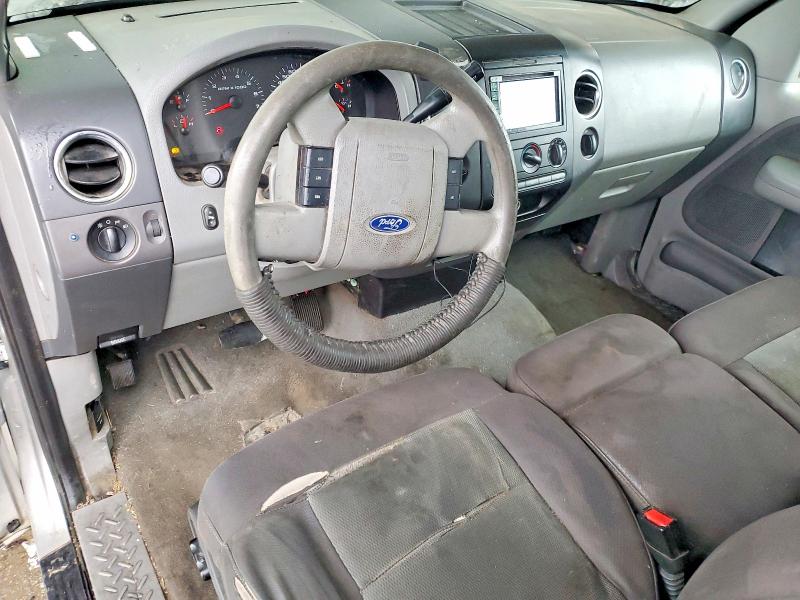 Photo 8 from auction – 2005 FORD F150 with VIN 1FTRX12W65FB52427
