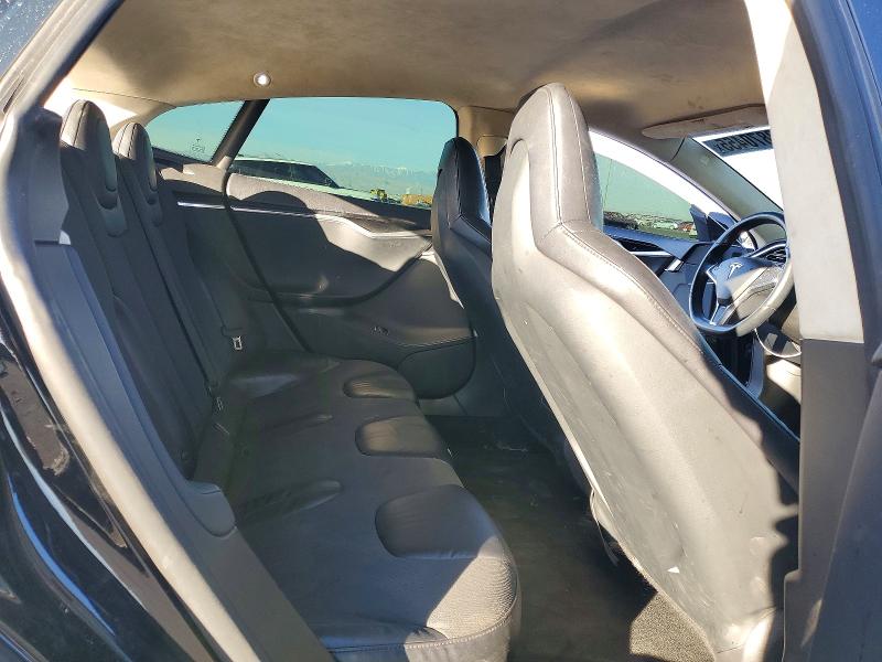 Photo 10 from auction – 2013 TESLA MODEL S with VIN 5YJSA1CN5DFP22963