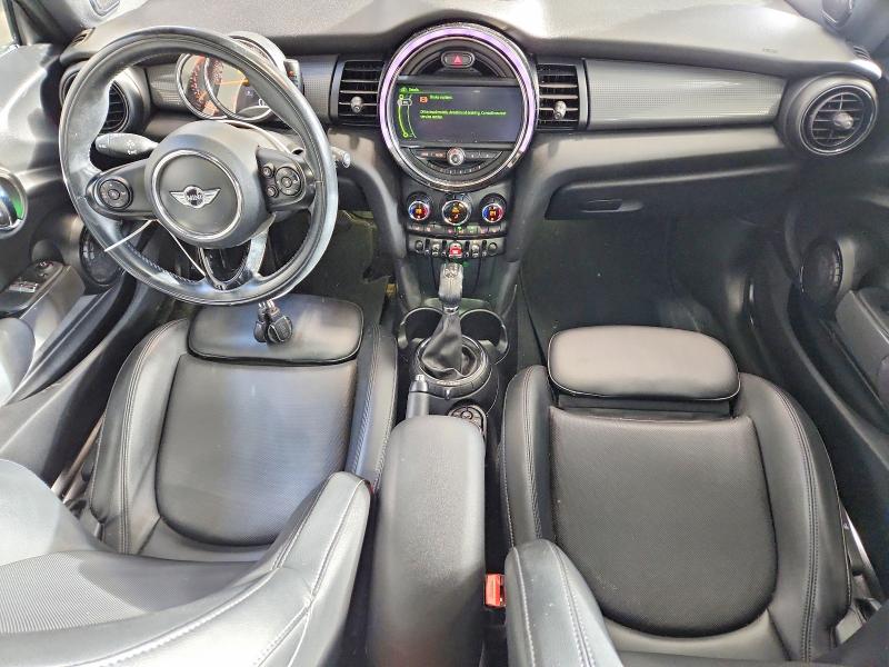 Photo 8 from auction – 2016 MINI COOPER with VIN WMWXP5C52G3B76037