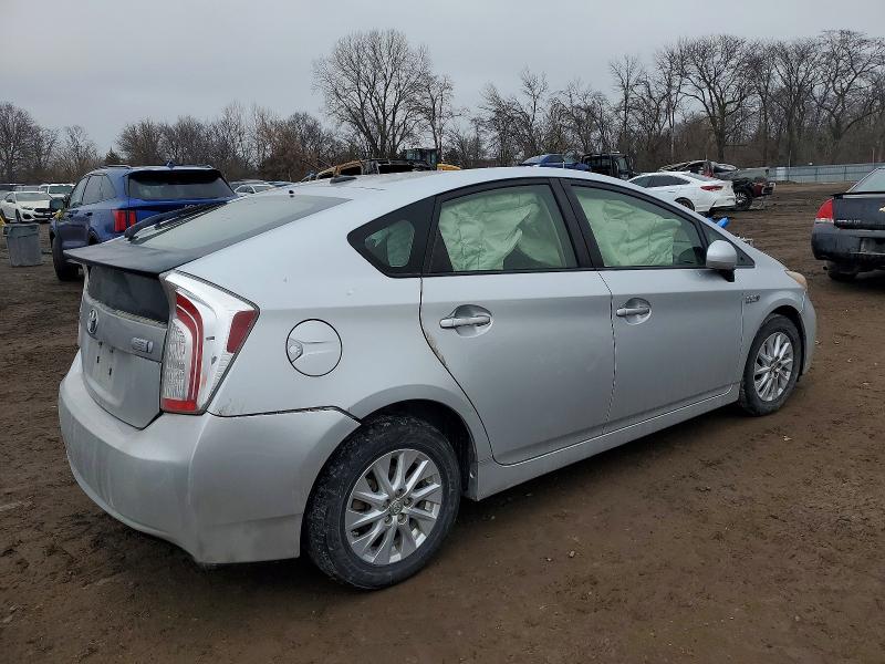 Photo 3 from auction – 2014 TOYOTA PRIUS PLUG with VIN JTDKN3DP4E3058671