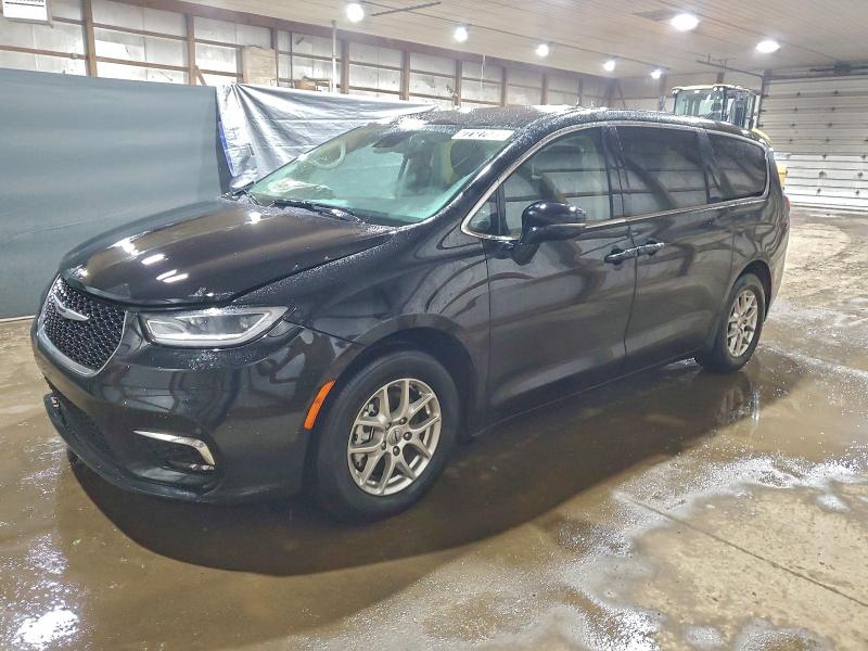 CHRYSLER PACIFICA T 2024 with VIN 2C4RC1BG5RR178763 - Photo from auction
