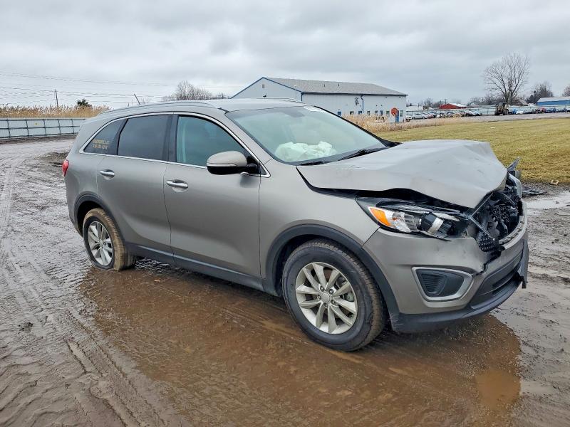 Photo 4 from auction – 2017 KIA SORENTO with VIN 5XYPG4A57HG193443