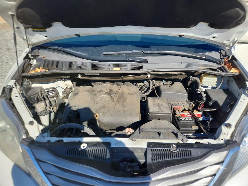 Photo 12 from auction – 2017 TOYOTA SIENNA with VIN 5TDYZ3DC0HS839203