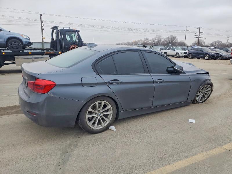 Photo 3 from auction – 2017 BMW 320 I with VIN WBA8E1G37HNU15712