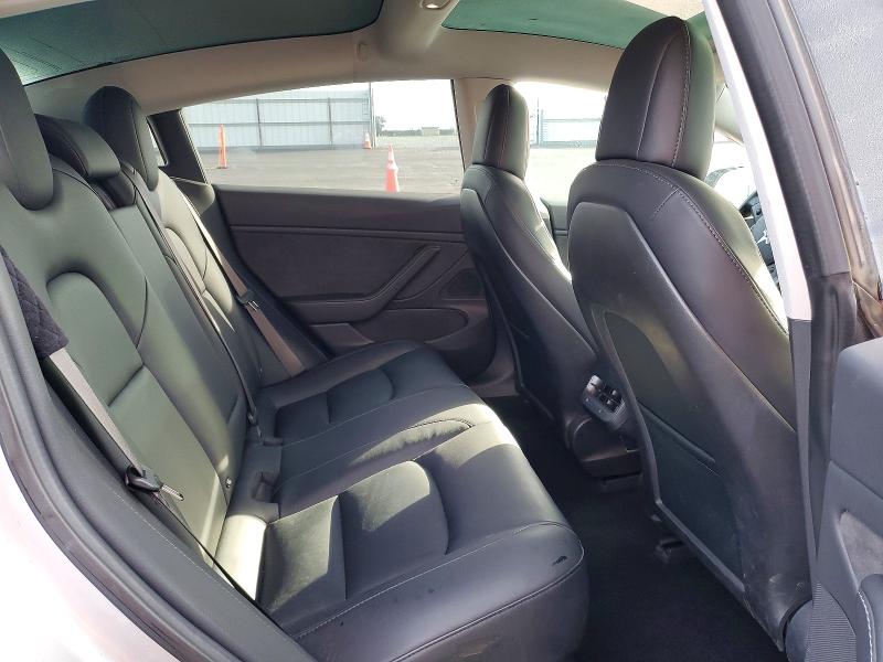 Photo 10 from auction – 2018 TESLA MODEL 3 with VIN 5YJ3E1EB6JF069356