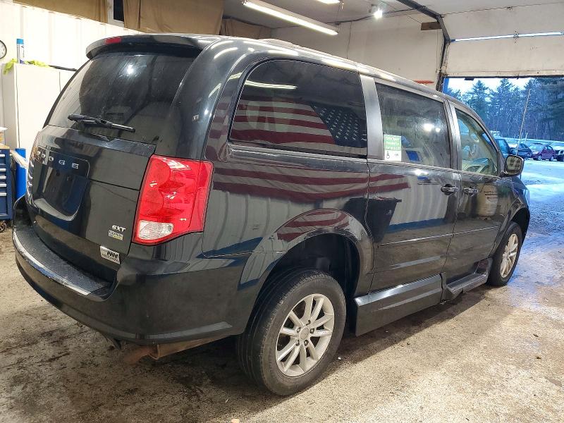 Photo 3 from auction – 2015 DODGE GRAND CARA with VIN 2C4RDGCG2FR540767