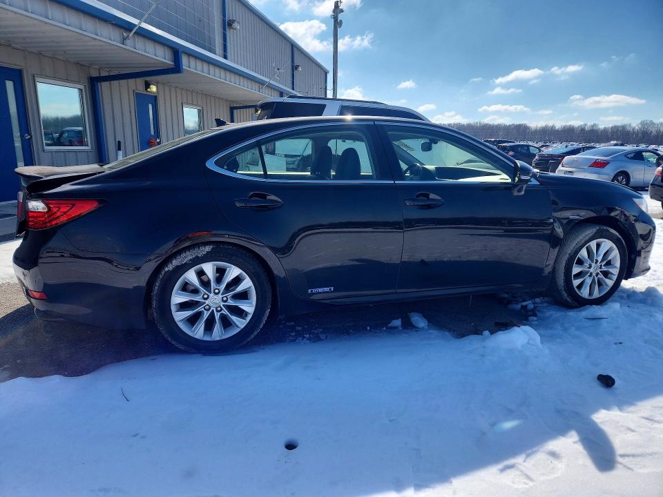 Photo 3 from auction – 2014 LEXUS ES 300H with VIN JTHBW1GG7E2064062