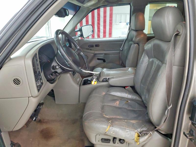 Photo 7 from auction – 2002 CHEVROLET SILVERADO with VIN 1GCHK29U22E202696