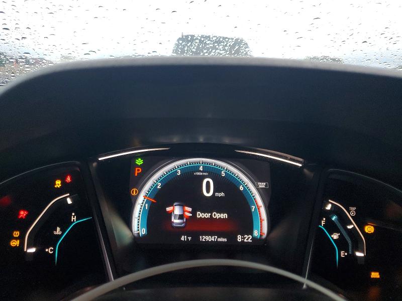 Photo 9 from auction – 2018 HONDA CIVIC EX with VIN 2HGFC2F77JH588172