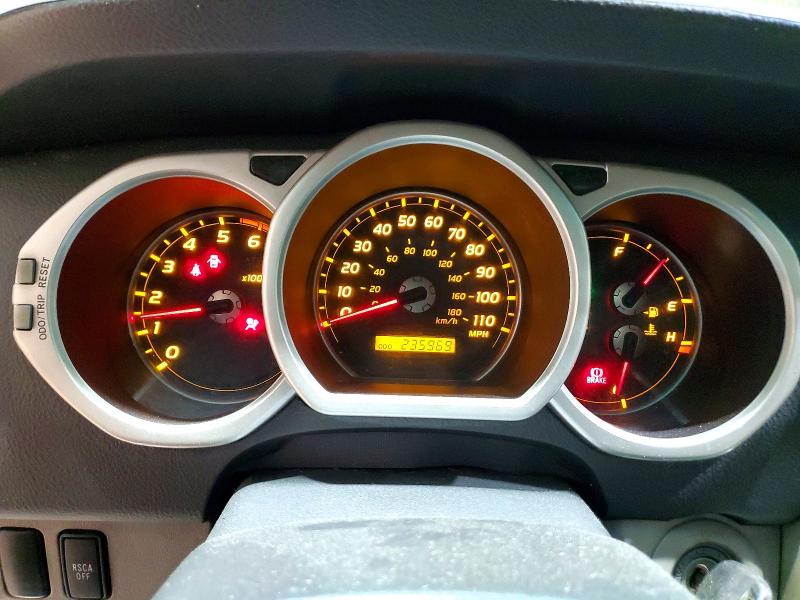 Photo 9 from auction – 2004 TOYOTA 4RUNNER LI with VIN JTEBU17R848013511