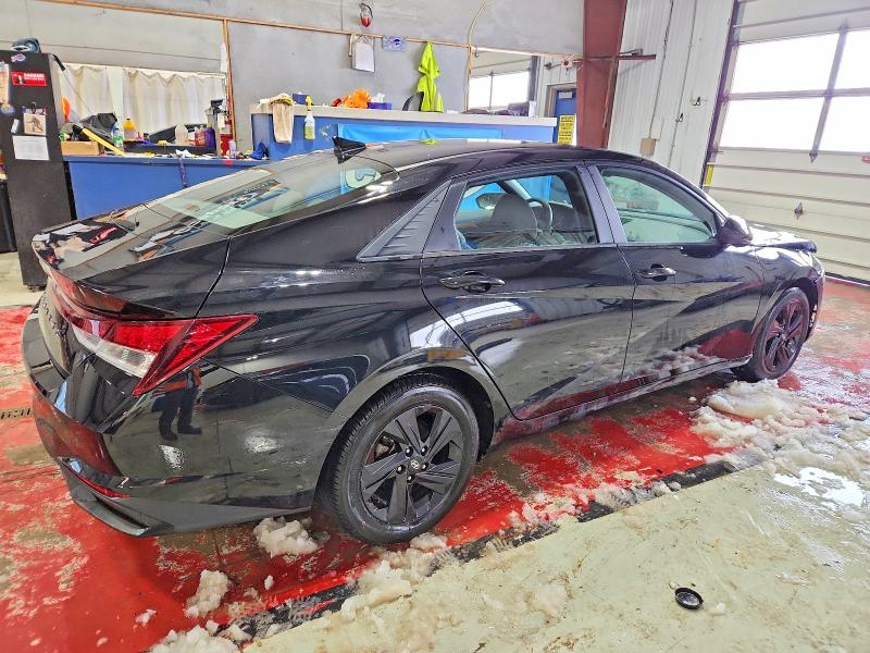 Photo 3 from auction – 2023 HYUNDAI ELANTRA SE with VIN 5NPLM4AG2PH117743